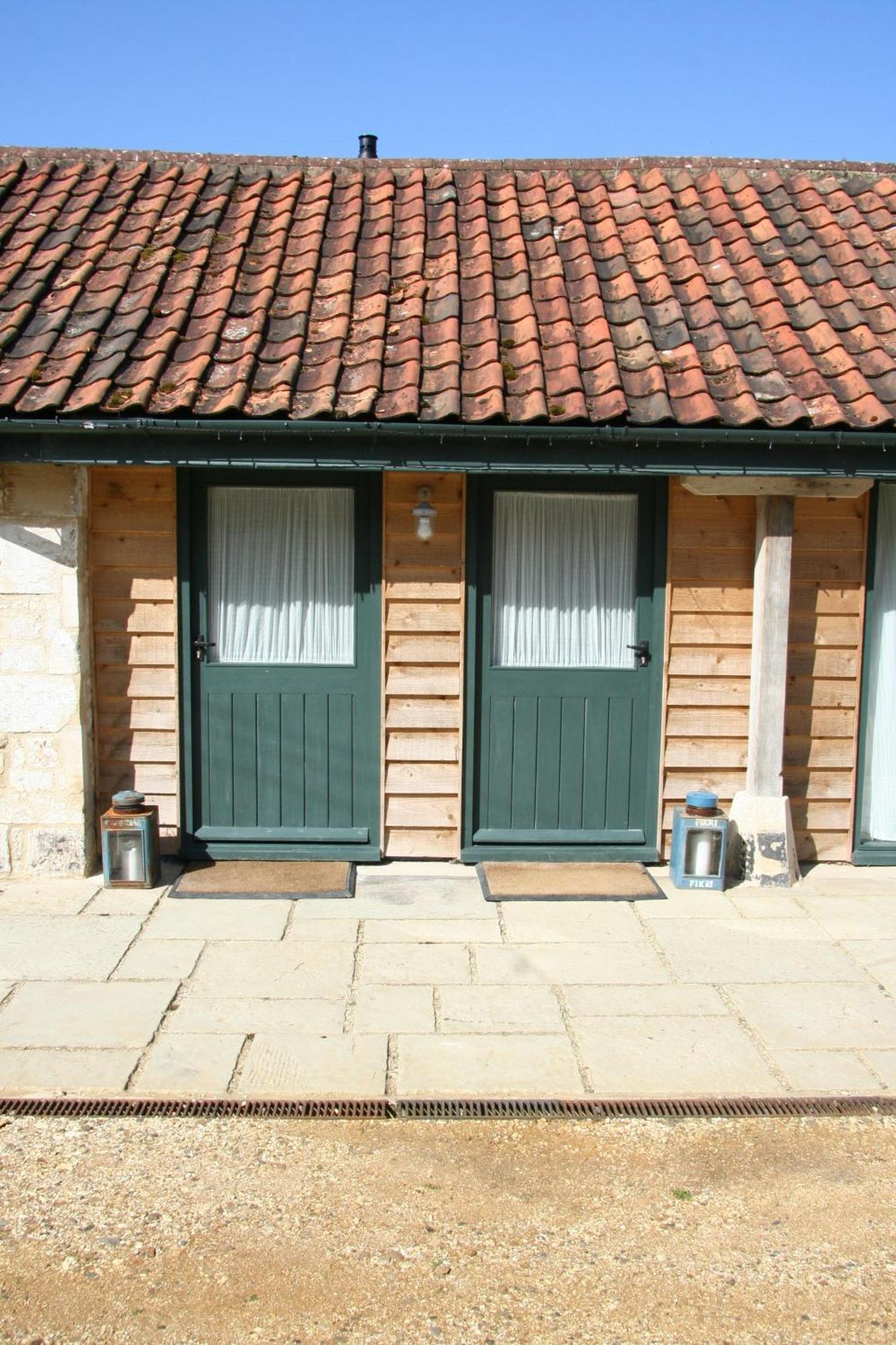 Gasthaus T'S At Lower Rudloe Farm Corsham Exterior foto