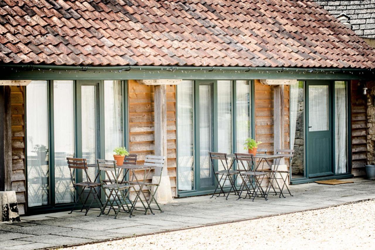 Gasthaus T'S At Lower Rudloe Farm Corsham Exterior foto