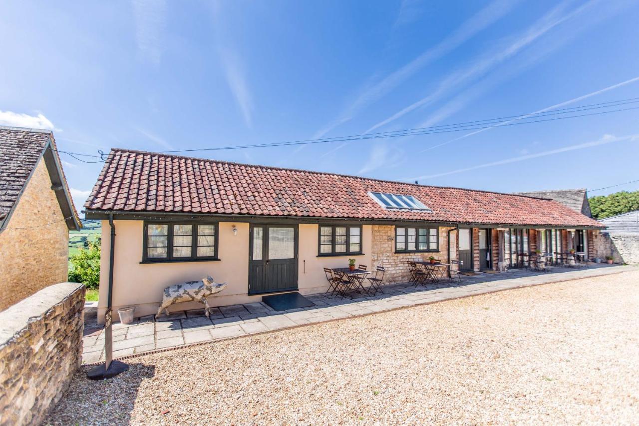 Gasthaus T'S At Lower Rudloe Farm Corsham Exterior foto